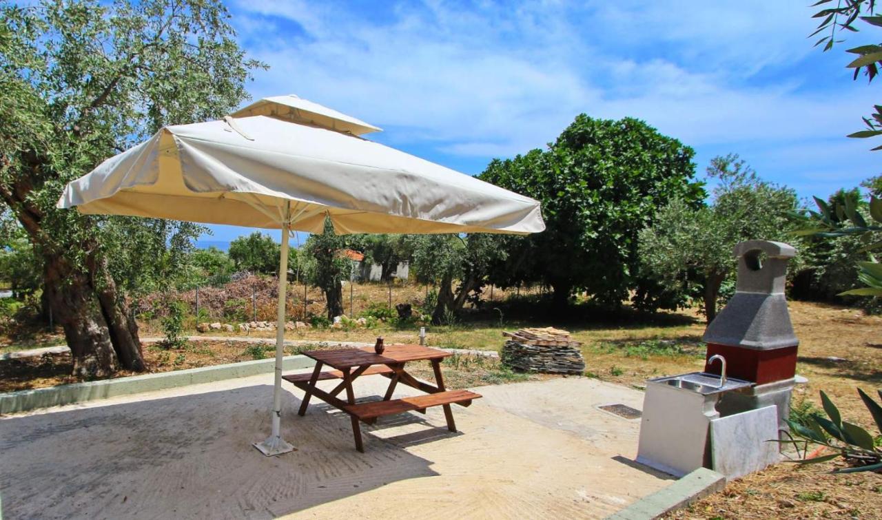 شقة Panos House كوينيرا المظهر الخارجي الصورة
