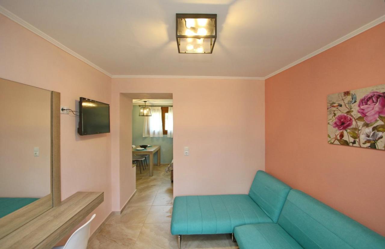 شقة Panos House كوينيرا المظهر الخارجي الصورة